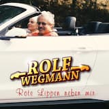 Rote Lippen neben mir