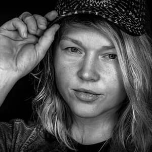 Crystal Bowersox avatar