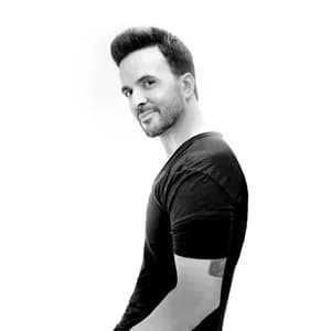 Luis Fonsi avatar