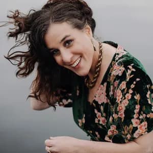 Lisa Bassenge avatar