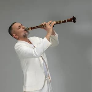 Hüsnü Şenlendirici avatar