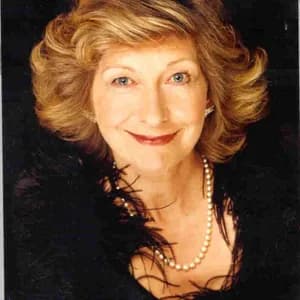 Felicity Lott avatar