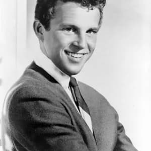 Bobby Vinton avatar