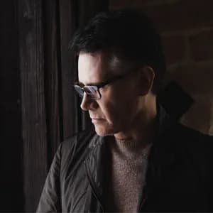 Jesús Adrián Romero avatar