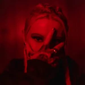 Whitney Peyton avatar