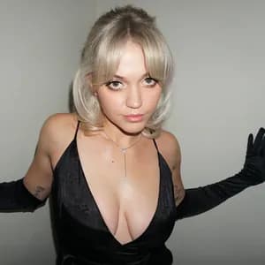 Riley Biederer avatar