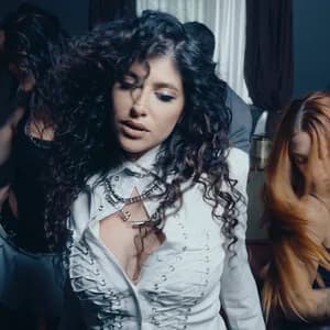 Ella Isaacson avatar