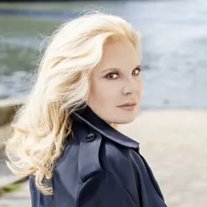 Sylvie Vartan avatar