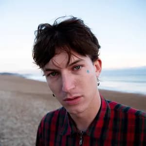 Gus Dapperton avatar