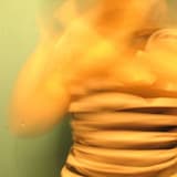 Ver Conjugación Lamer. (Del Lat.Llamb, Re). 1. Tr. Pasar La Lengua Por La Superficie De Algo.