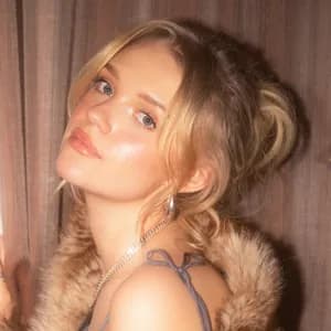 Ella Tiritiello avatar