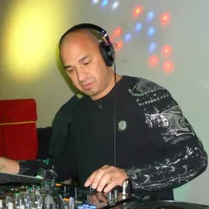 Omar Santana avatar