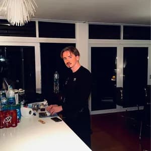 Eight O avatar