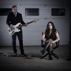 Girl Meets Bear avatar